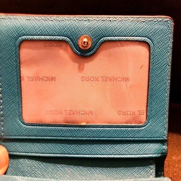 Michael Kors Leather True Blue Jet Set Carry All Card Case Mini Wallet - Picture 7 of 8